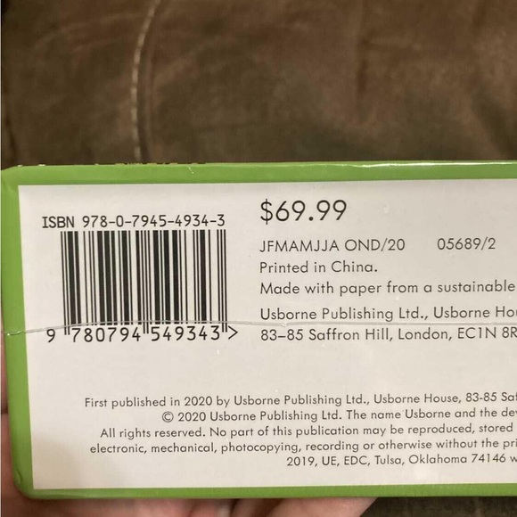 Contains 20 books! Still in clear wrapping! Great for gifting! Originally 69.99 - Picture 4 of 4